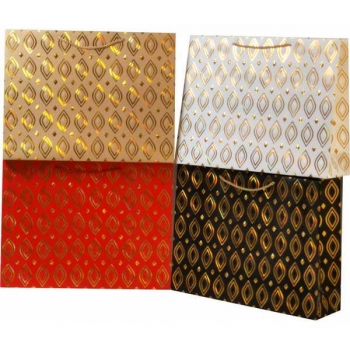 Пакет подарочный 32x26x10 см бумажный deVENTE Golden Pattern 210 г/м2, асс-ти 4 диз-на, горизонтальный арт.9041523