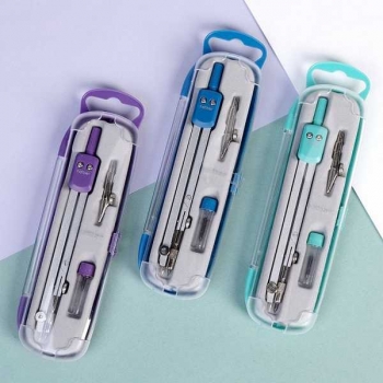 Готовальня Hatber (3 пр.) (циркуль, рейсфедерная вставка, грифель) в пласт. пенале с прозр. крышкой арт.DCg_00003